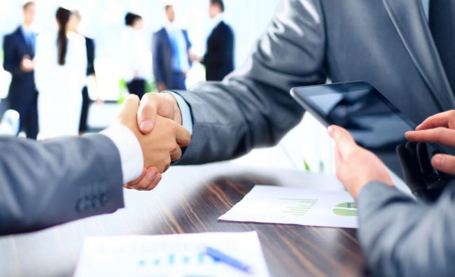 hire an immigration consultant
